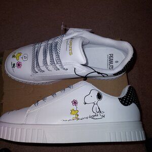 Peanuts White Sneakers with Black and Yellow Accents